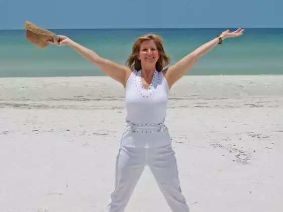 The Confident Boomer Lifestyle: 6 Secrets for Feeling Confident, Energized, in Charge of Your Health